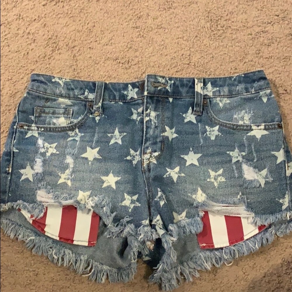Mossimo American short